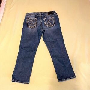 Silver Suki Mid Capri Jeans size 29